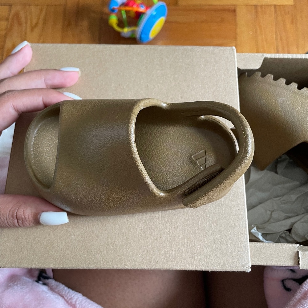 Infant Yeezy slides